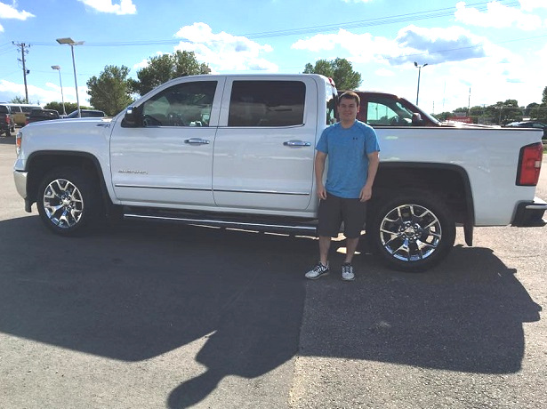  Monroe Wisconsin GMC Sierra Dealership